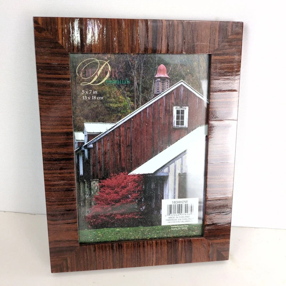 Decor Essentials Picture Frames Set of 4 5x7 Brown Veneer Wood‎ Grain Y2K Rustic